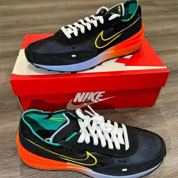 Nike Waffle One Black Yellow Jaune Strike Athletic Sneakers